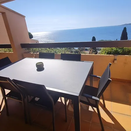 Climatise Avec Piscine, 3 Pieces, 6 Personnes, Golfe De Saint-tropez - Fr-1-780-58 *