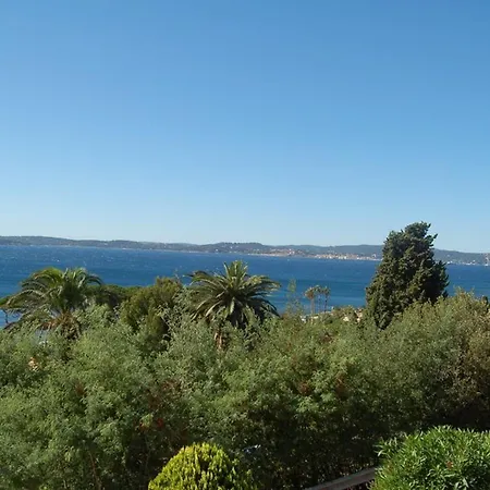 Apartment Climatise Avec Piscine, 3 Pieces, 6 Personnes, Golfe De Saint-tropez