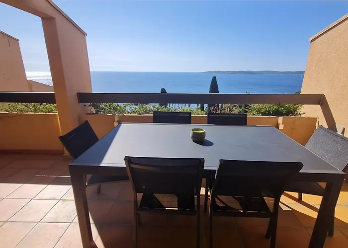 Climatise Avec Piscine, 3 Pieces, 6 Personnes, Golfe De Saint-tropez - Fr-1-780-58 *